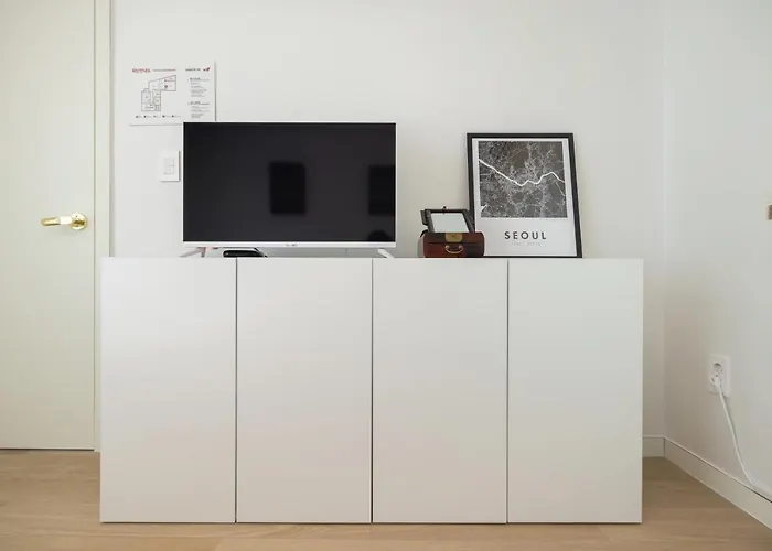 Apartment Modern Hanok