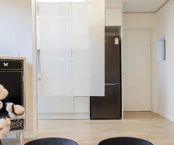 Modern Hanok Apartment